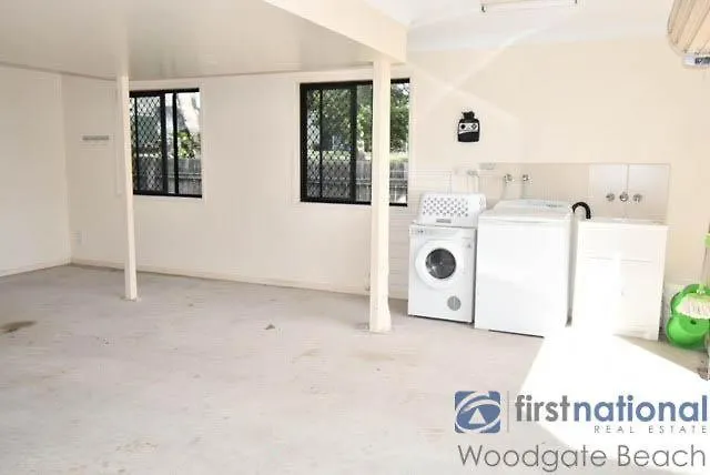 2/57 First Avenue Villa Woodgate 0*,