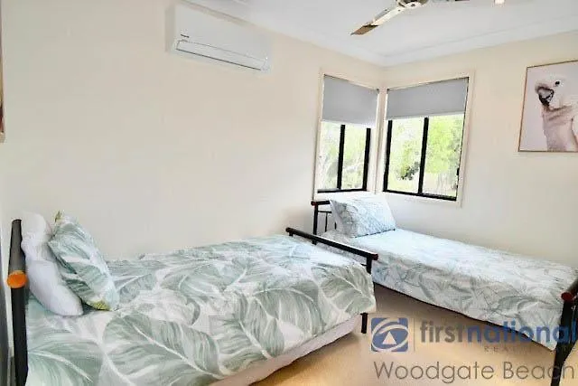 2/57 First Avenue Villa Woodgate Holiday home