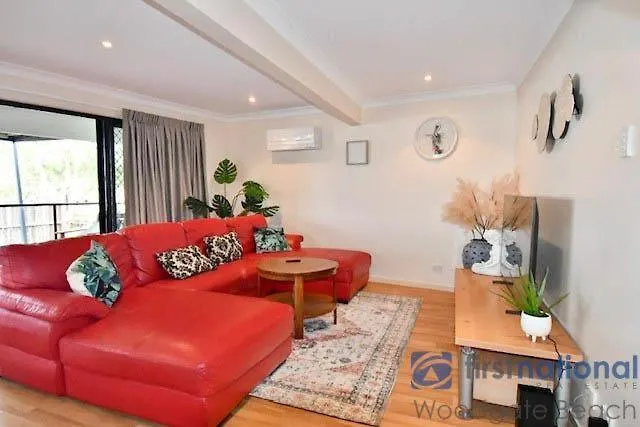 2/57 First Avenue Villa Woodgate Australia